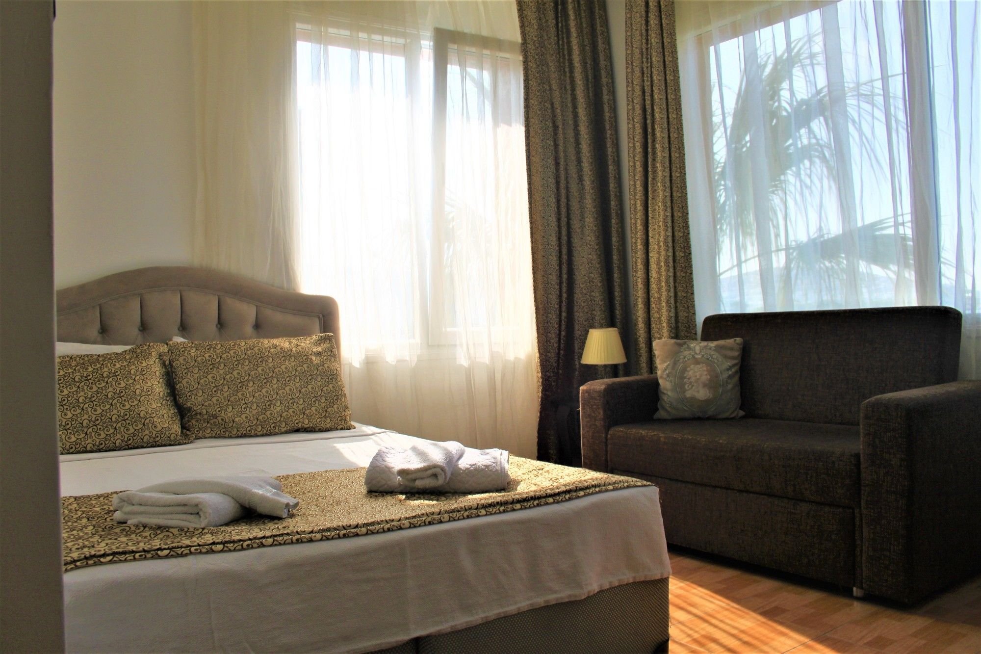 Foca Kumsal Hotel Экстерьер фото
